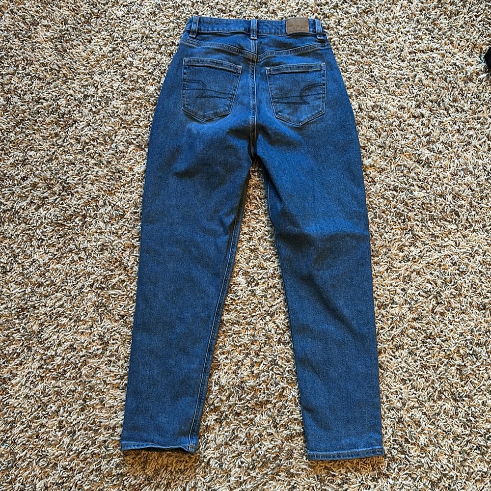 American Eagle Outfitters Mom Jean - Picture 7 of 8